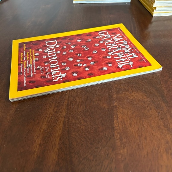 Vintage National Geographic Magazine March 2002 Diamonds The Real Story - Picture 4 of 5